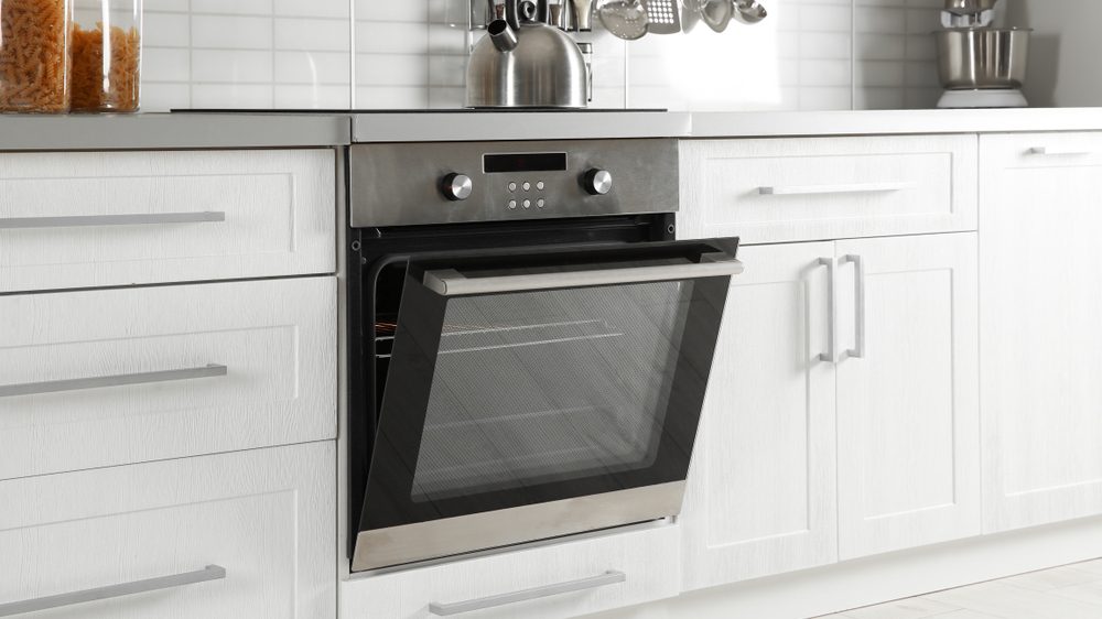 4 Reasons Your Oven Keeps Tripping the Circuit Breaker